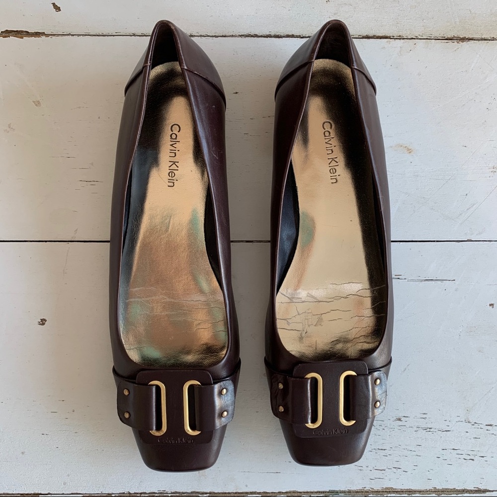 🍀 Calvin Klein Flats